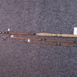 č. 113- 3 dílný štípaný bambusový- blank Tokoz-oka skleněná-vývaz černý-rukojet korek a kroužky- 260 cm, kratší špic- lehká položená-cena 2450 Kč