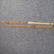 8R . Trojdílný kombinovaný prut , dva díly ze světlého glazovaného bambusu, špička štípaný bambus, naváděcí a koncové očko opálové, ostatní drátěná,délka 300 cm, cena 1600 Kč