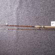 č 9 - dvoudílný tmavý pepřový- 200 cm-blank Rousek - vývaz černý- naváděcí a koncové očko porcelán ostatní drátěná- rukojet korek a kroužky - cena 1250 Kč